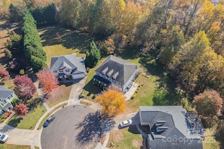 156 Trotter Ridge Dr, Mooresville, NC 28117