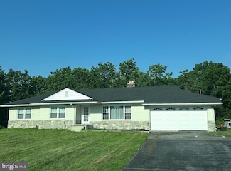 1378 S Hanover St, Pottstown, PA 19465