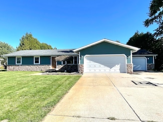 2647 S Edward Ct, La Porte, IN 46350