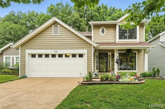 849 Ginger Wood Ct, Ballwin, MO 63021