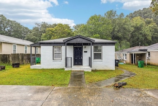 2308 Augusta St, Charlotte, NC 28216