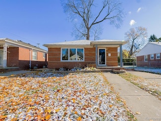 19488 Kinloch, Redford, MI 48240