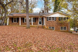 1526 Ann Arbor Ct, High Point, NC 27265