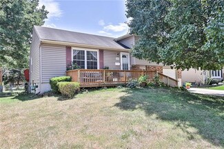 8105 E 134th St, Grandview, MO 64030