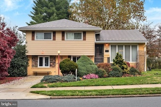 1007 Drexel Hills Blvd, New Cumberland, PA 17070