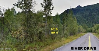 9613 S River Dr, Palmer, AK 99645