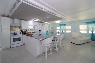 1011 Andros Bay, Boynton Beach, FL 33436