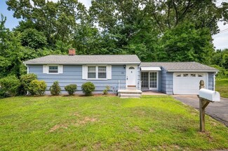 23 Plumtree Cir, Springfield, MA 01118