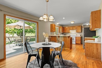 2502 Berkley Dr, Madison, WI 53719
