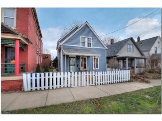 2011 W 20th St, Cleveland, OH 44113