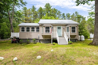 24 Dragon Back Rd, Naples, ME 04055