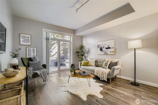 103 Bellevue Ave E Unit 102, Seattle, WA 98102