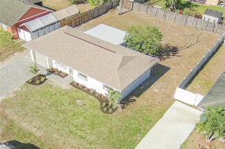 2897 49th Ln SW, Naples, FL 34116