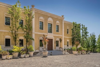 175 4th St E, Sonoma, CA 95476