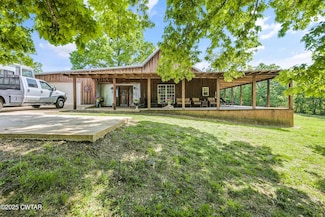 600 W College St, Bradford, TN 38316