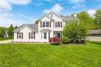 3183 Bear Hollow Rd, Uniontown, OH 44685