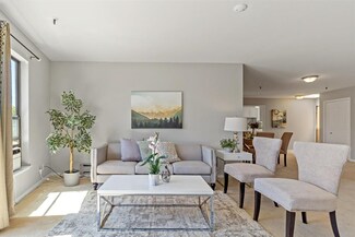 1500 Willow Ave Unit 302, Burlingame, CA 94010