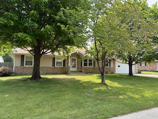 1020 S Ann Dr, Marshall, MO 65340