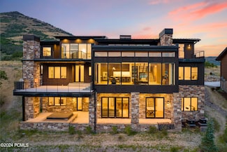 1319 W Skyridge Dr, Mayflower Mnt, UT 84032