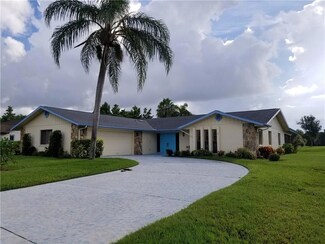 6111 45th St W, Bradenton, FL 34210