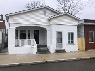 125 N Main St, New Holland, OH 43145