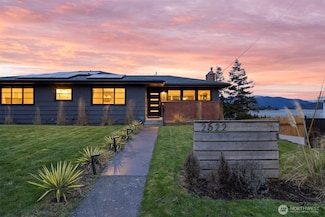 2522 Dakin St, Bellingham, WA 98226