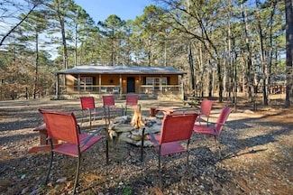 47 Sockeye Rd, Broken Bow, OK 74728