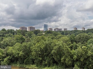 4500 S Four Mile Run Dr Unit 821, Arlington, VA 22204