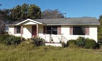 6630 Racking Ln, Wedgefield, SC 29168