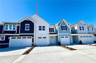 721 Flatrock Ln, Chesapeake, VA 23320