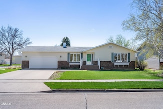 401 W Reno Ave, Bismarck, ND 58504