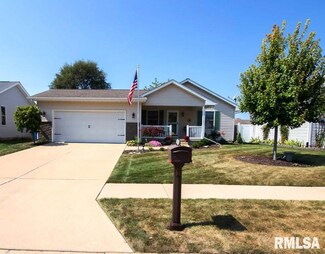 1820 13th St, Silvis, IL 61282