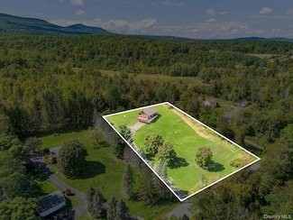 1355 Cornwallville Rd, Cornwallville, NY 12418