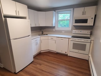 433 Sea St Unit 5, Quincy, MA 02169