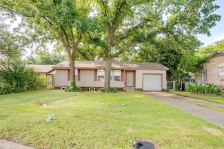 515 Euclid St, Cleburne, TX 76033