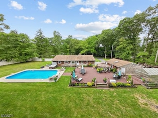 201 Shongum Rd, Randolph, NJ 07869
