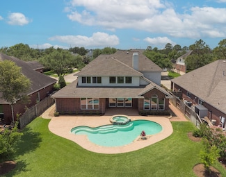 3011 Covebrook Dr, Pearland, TX 77584