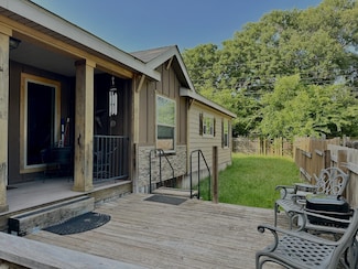 338 Spring Valley St, Gun Barrel City, TX 75156