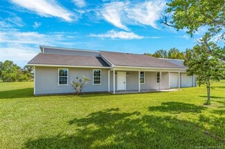 724 Peridot Ln, Lake Charles, LA 70611
