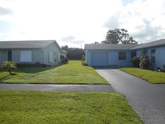 7248 Pine Forest Cir, Lake Worth, FL 33467