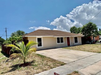 2800 Oswego Ave, West Palm Beach, FL 33409