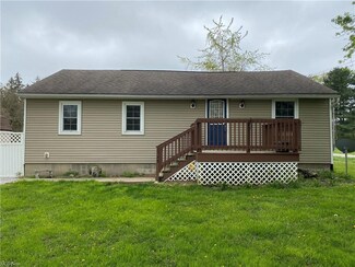 2968 Maple St, Norton, OH 44203