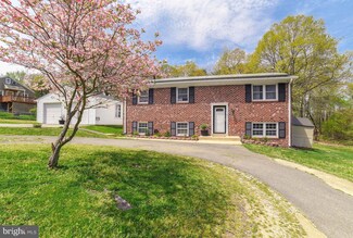8202 Bellefonte Ln, Clinton, MD 20735