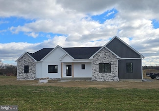 1063 Dominion Rd, Gerrardstown, WV 25420