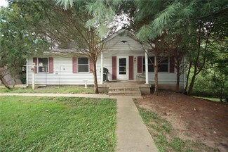 8762 N Briarwood Lake Ct W, Monrovia, IN 46157