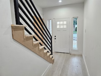 8131 Woodward St, Houston, TX 77051