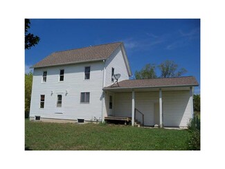 5208 Buffalo Dr, Central City, IA 52214