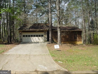 3208 Berrong Way, Stone Mountain, GA 30087
