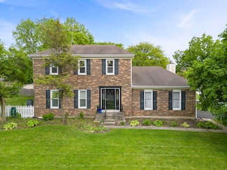 1004 Evergreen Dr, Carol Stream, IL 60188