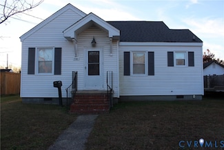 706 Floral Ave, Colonial Heights, VA 23834